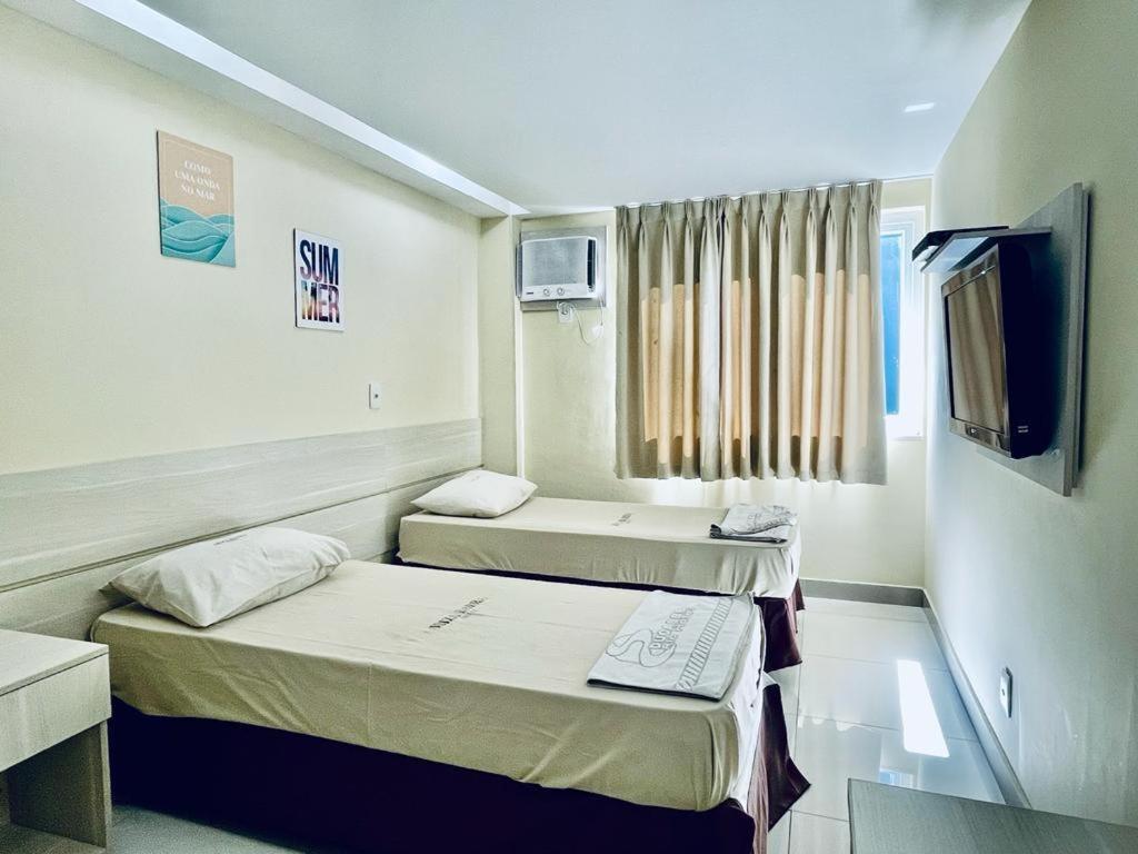 Twin Room,1379158136:JPEG