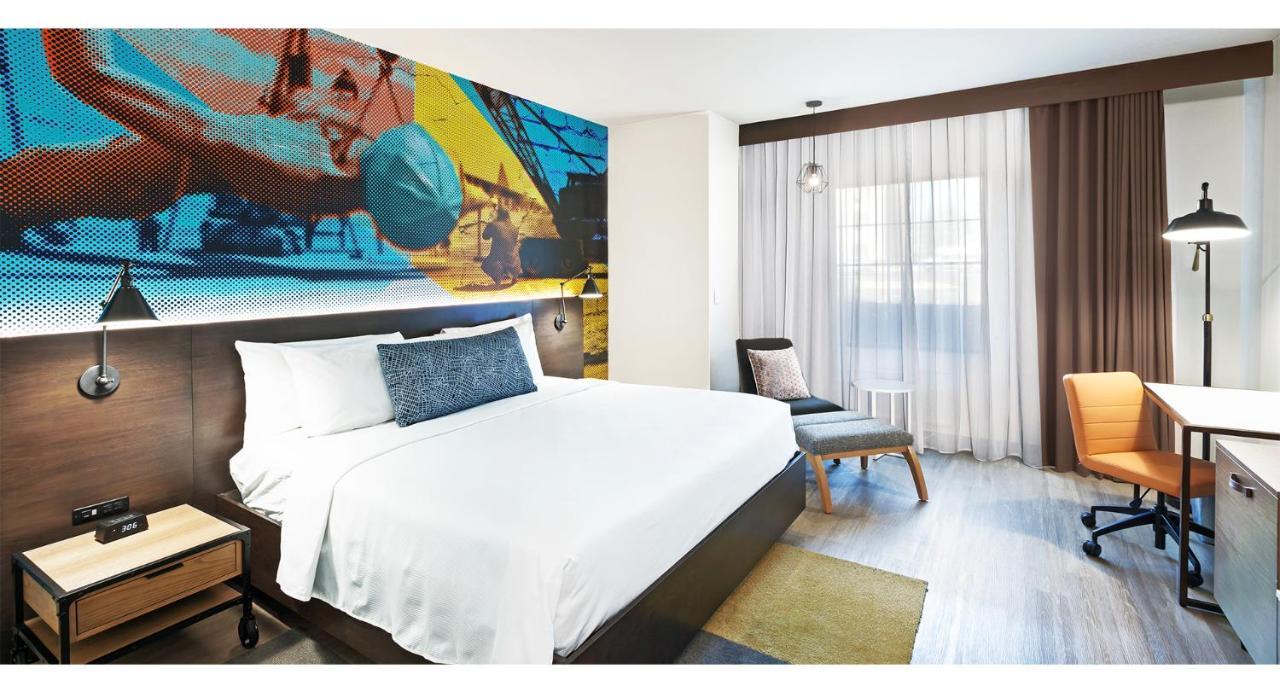 Standard King Room