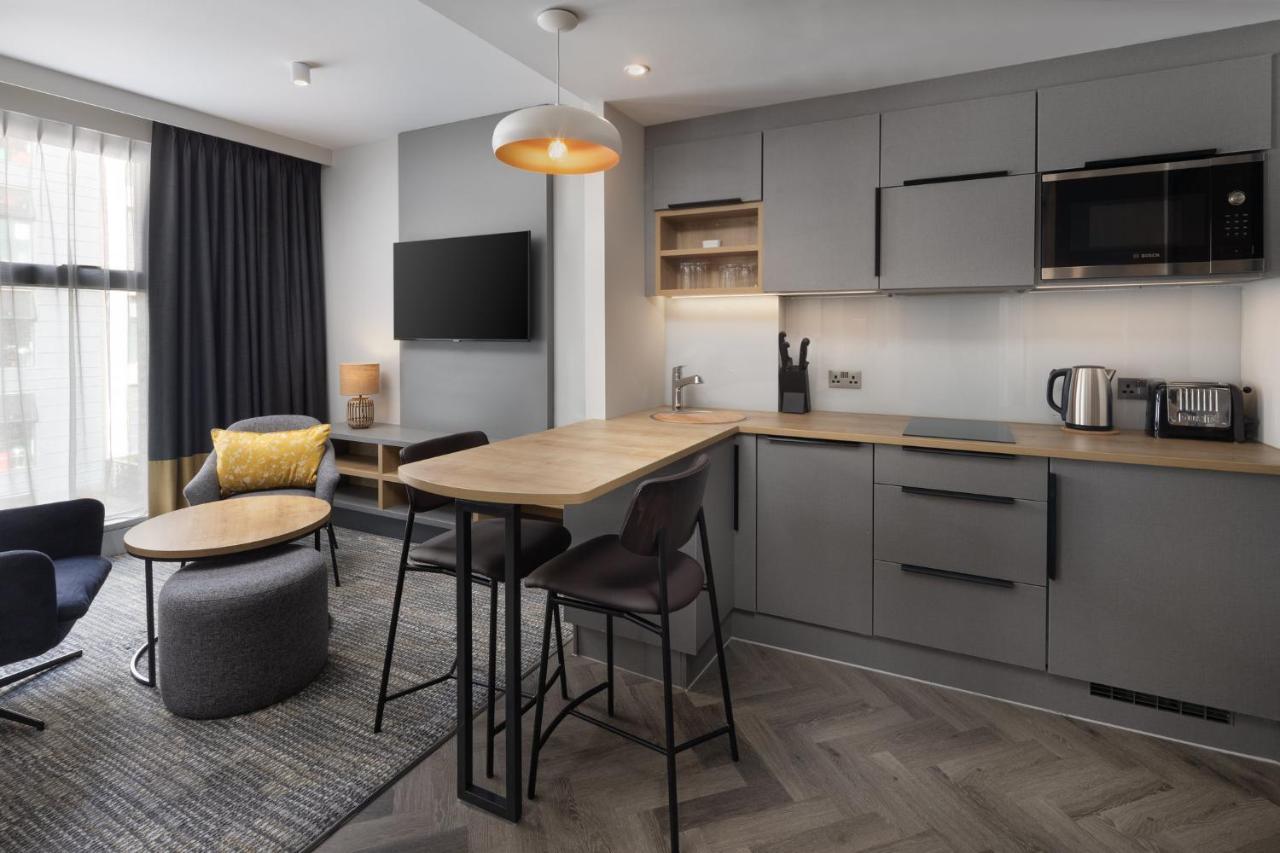 King Studio Kitchenette Ergonomic Flex Space