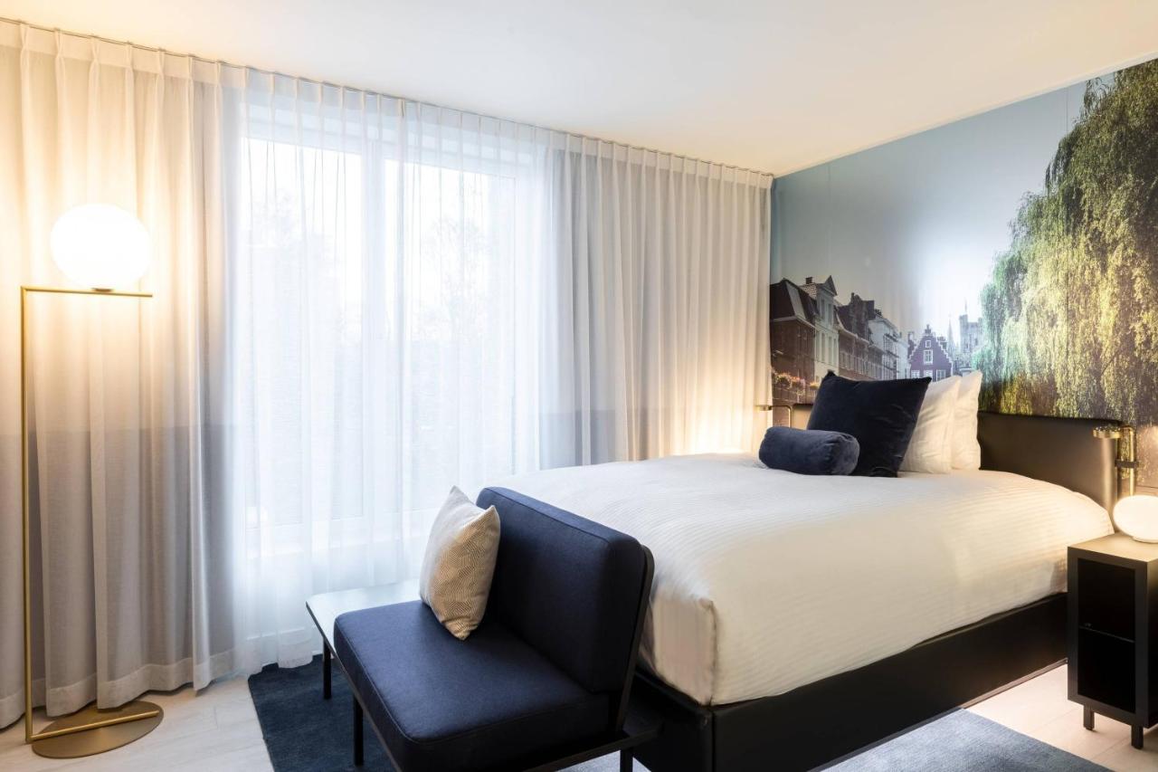 Studio Suite 1 Queen