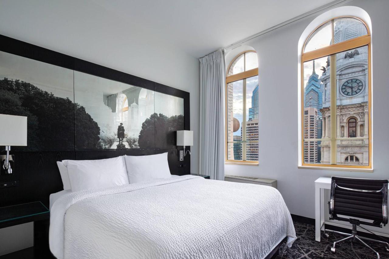 King Penthouse Suite with Sofa Bed