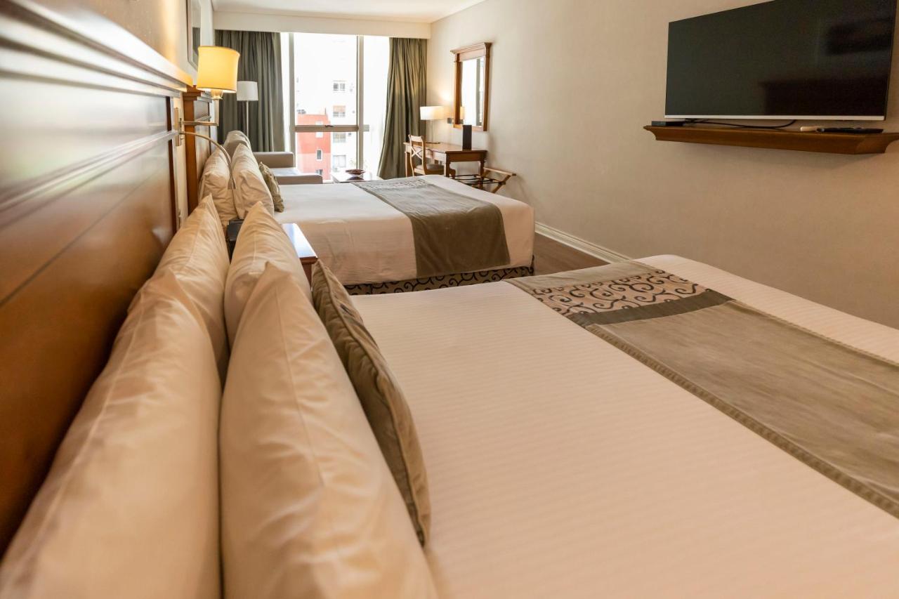 Deluxe Room Hydro