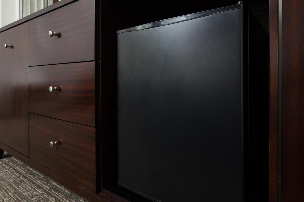 Guest room, 2 Double Beds, City View