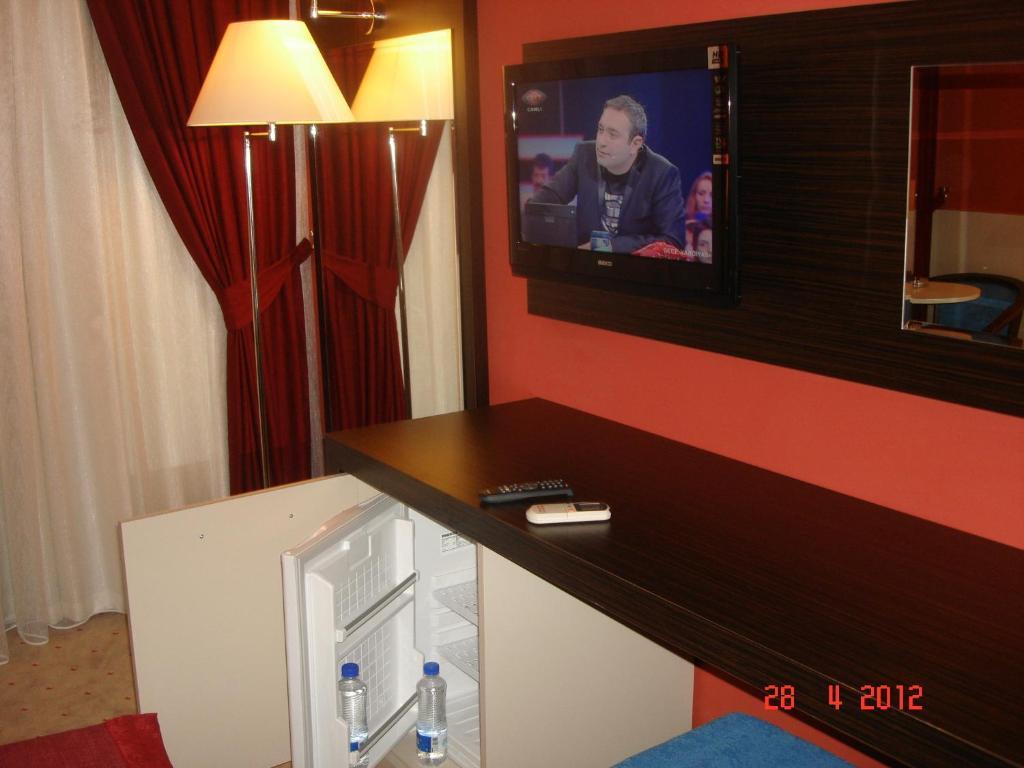 Üç Kişilik Oda