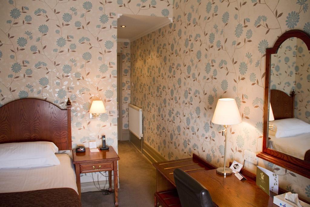 Standard Single Room,217676867:JPEG