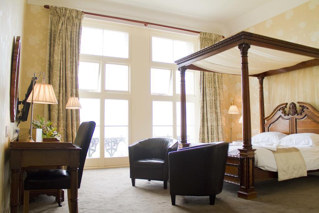 Deluxe Zimmer mit Kingsize-Bett