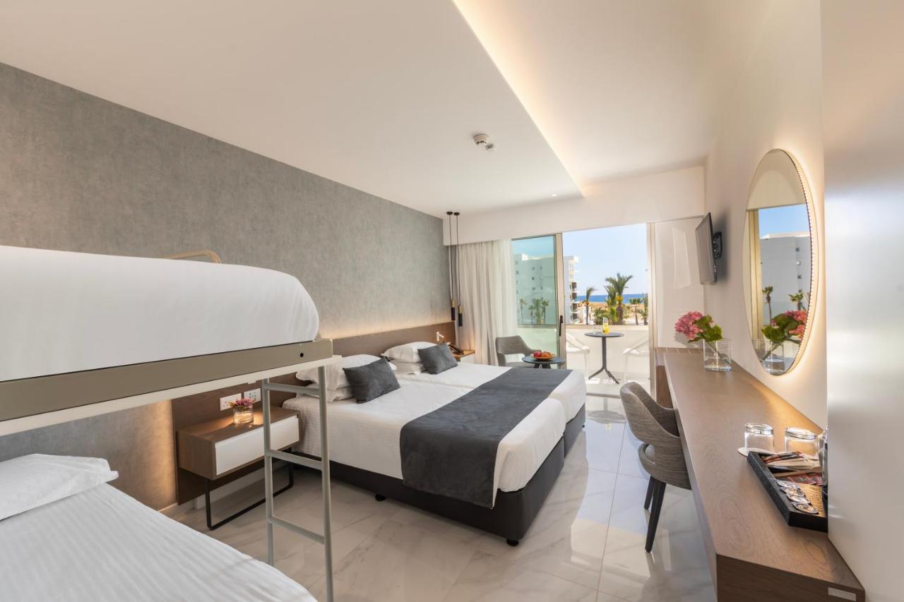 Family Room Sea View