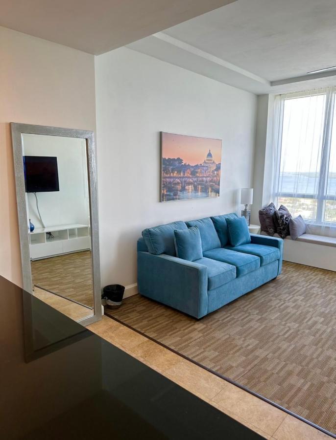 King Suite with Ocean View