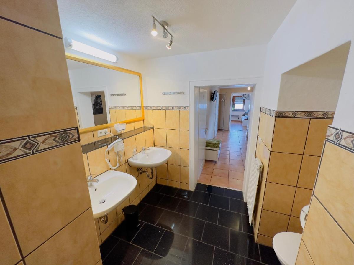 Fünfbettzimmer