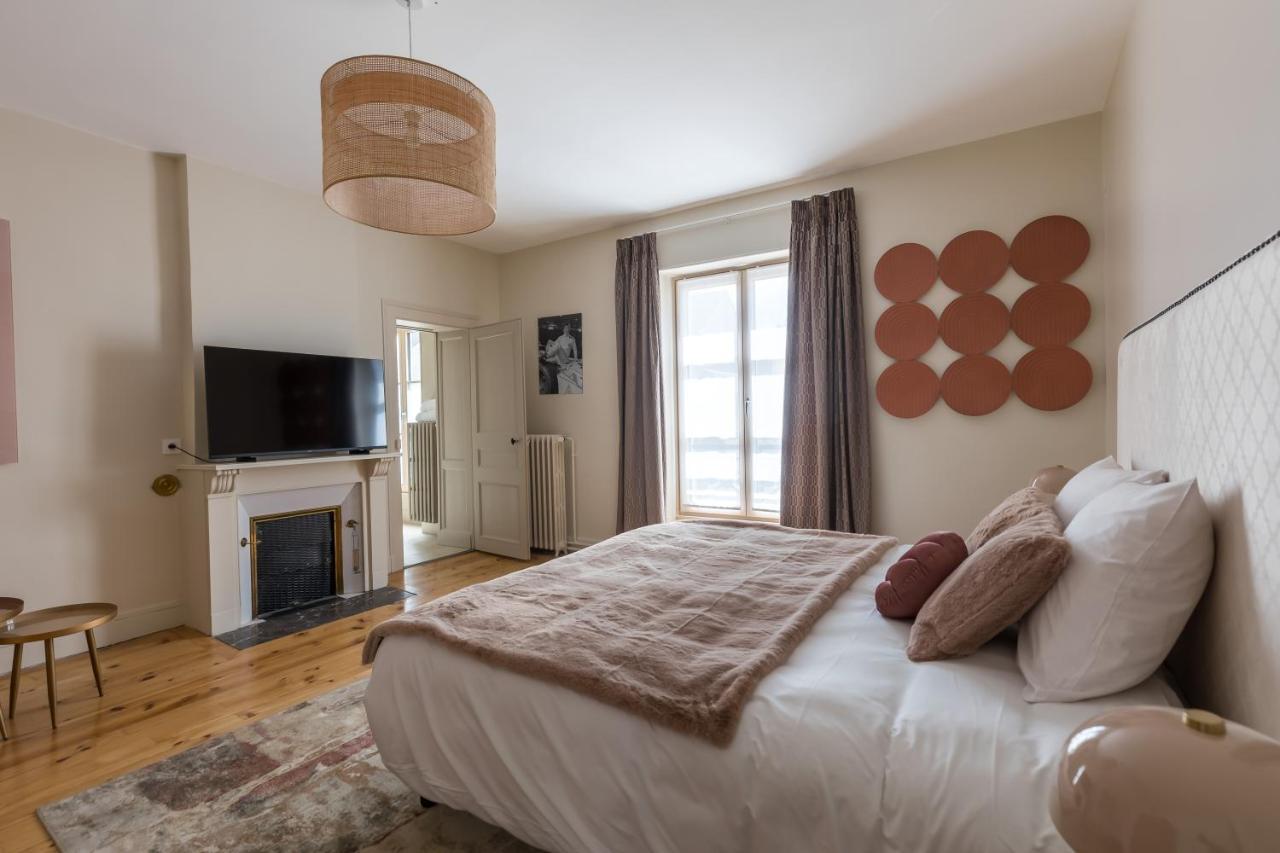 Chambre Double ou Lits Jumeaux avec Salle de Bains Privative