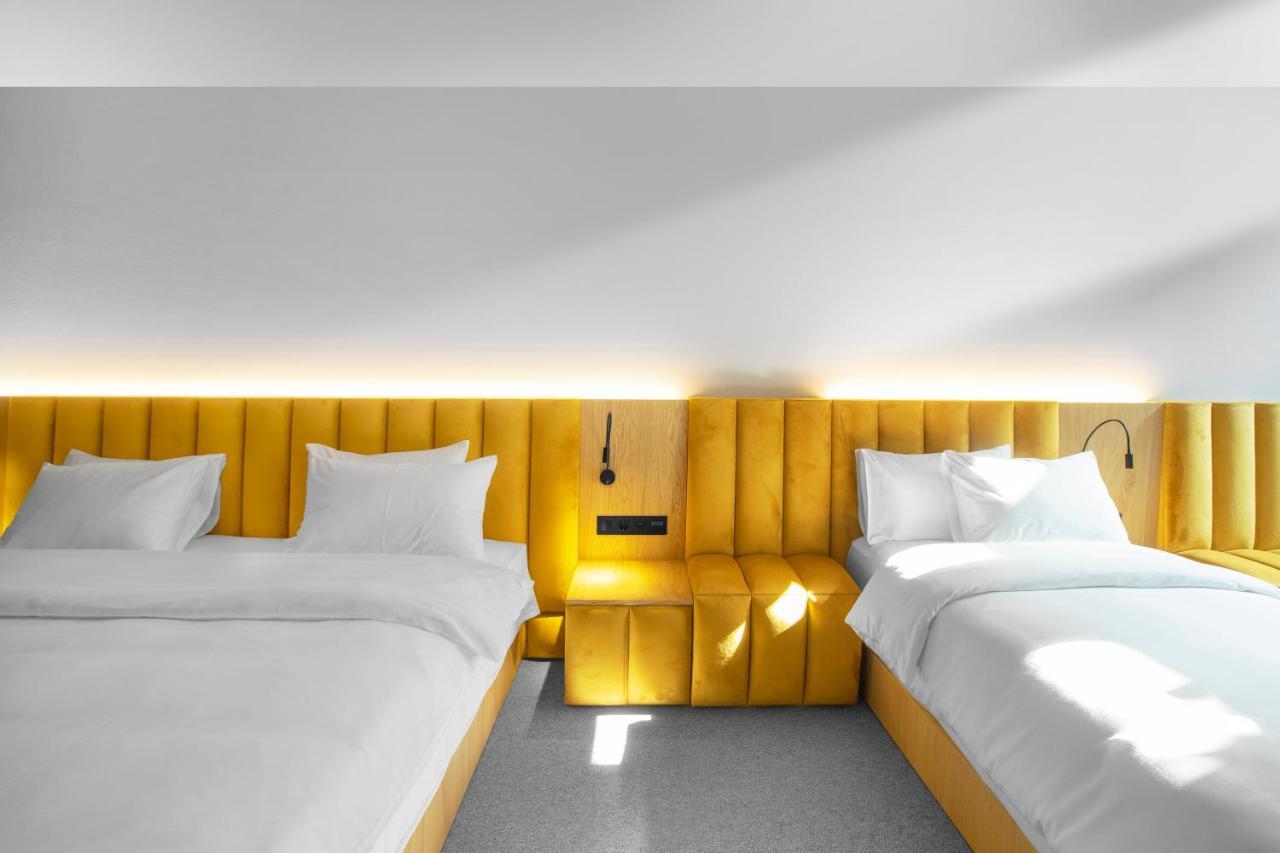 Triple Room,1593805715:JPEG