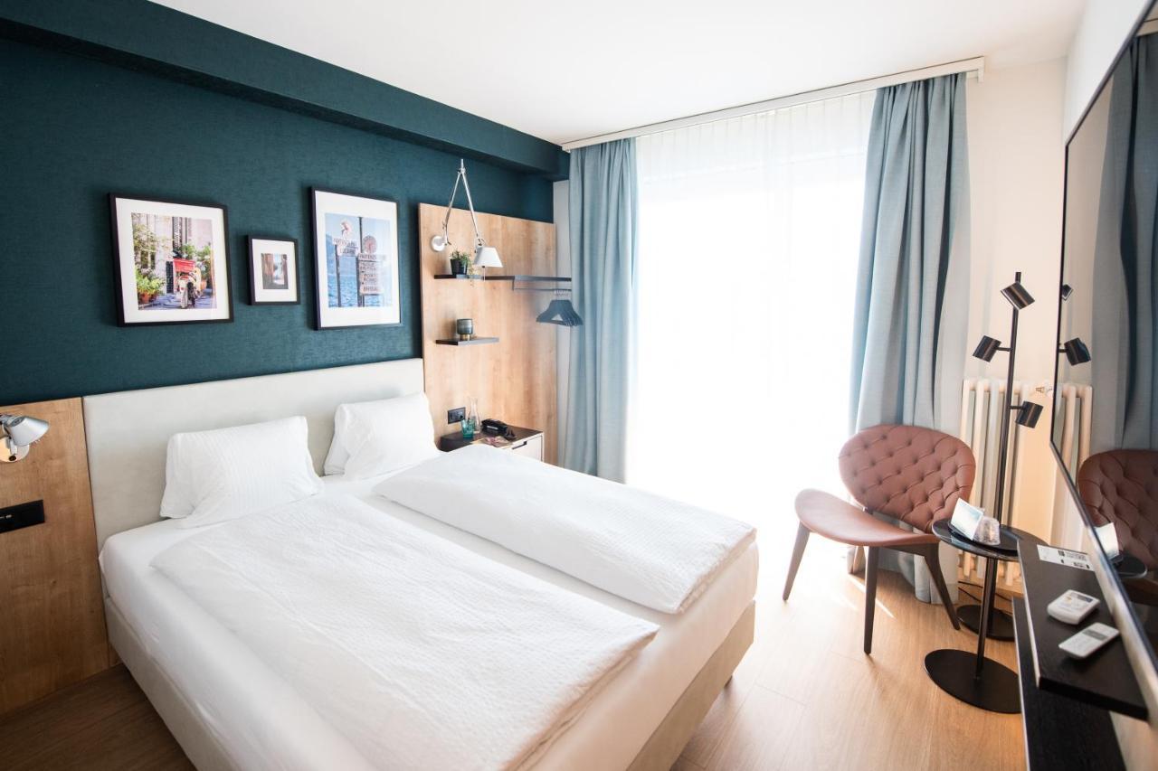 Easy Double Room Balcony