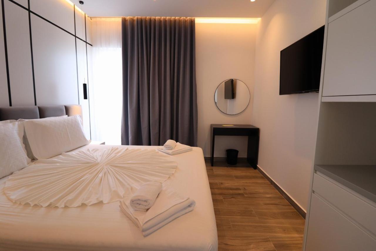 Deluxe Triple Room Sea View