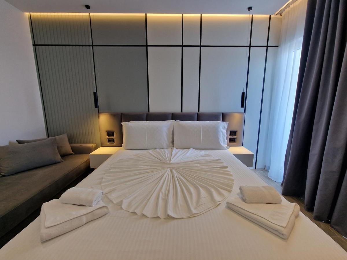 Deluxe Triple Room Sea View