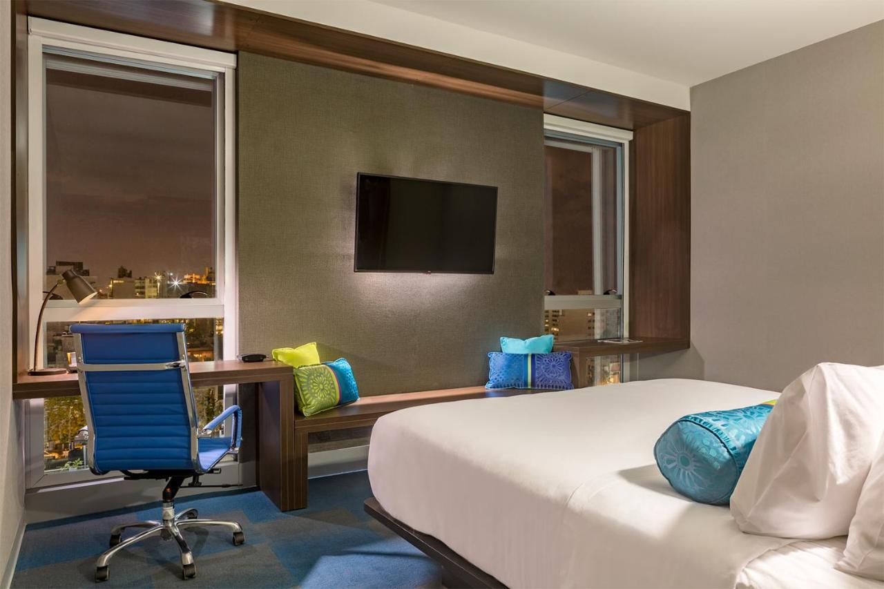 ALOFT, Guest room, 1 King, City view