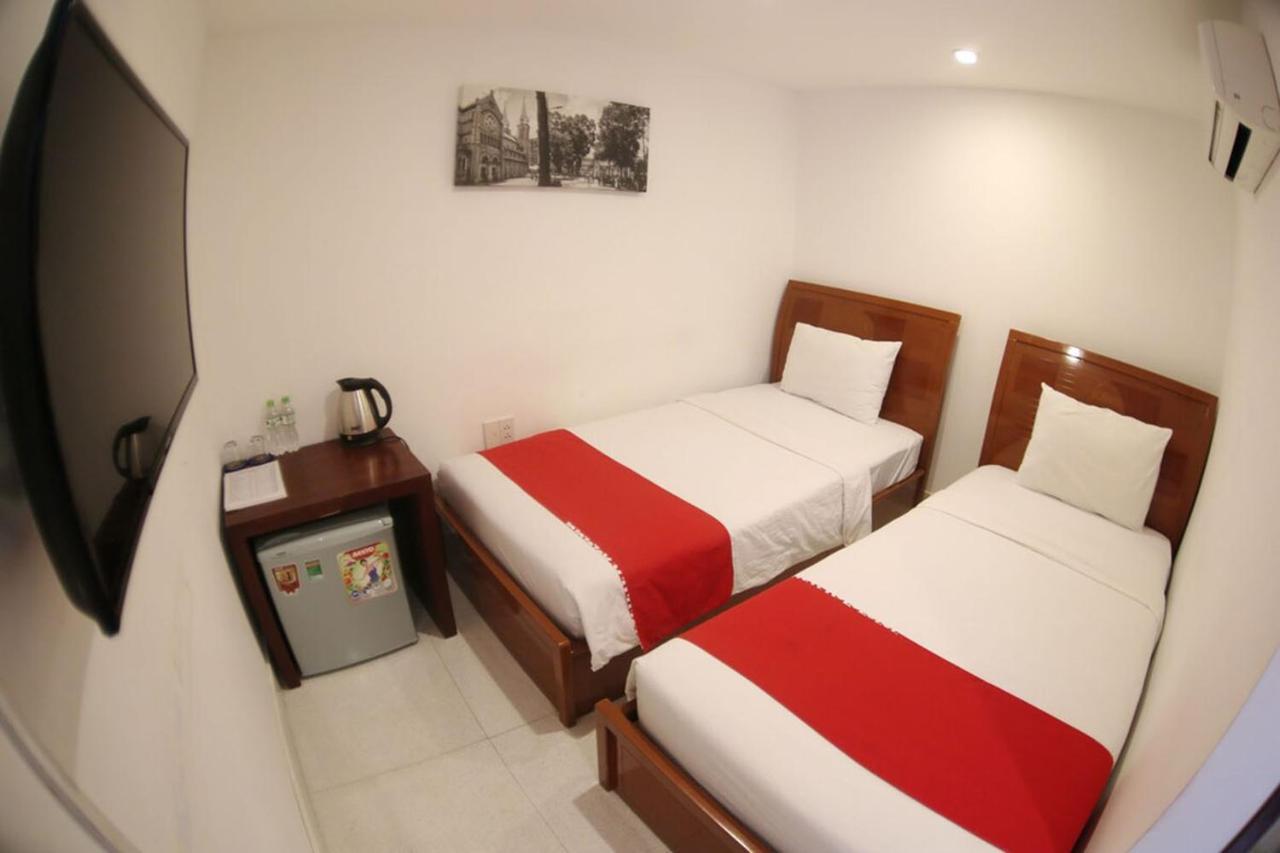 Twin Room with Bathroom