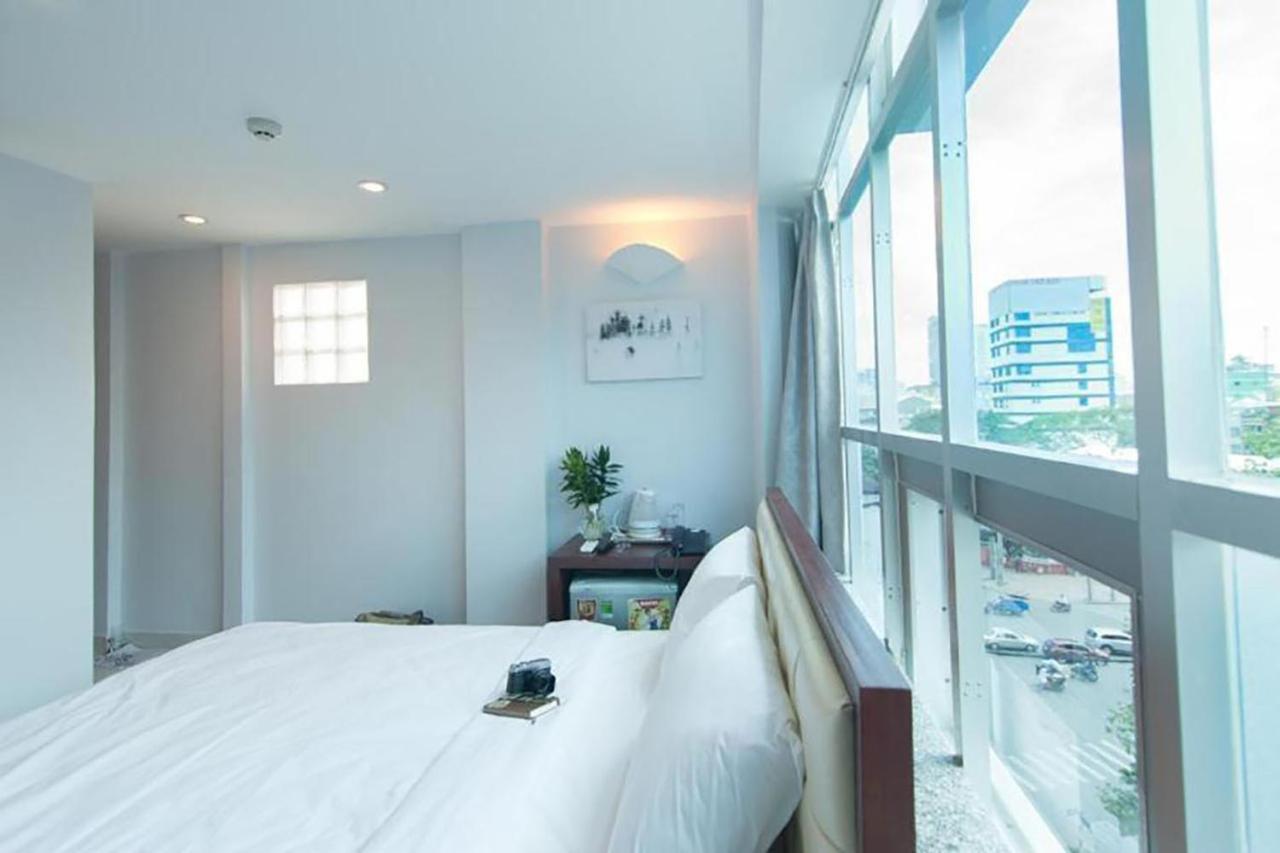 Deluxe Double Room with Shower