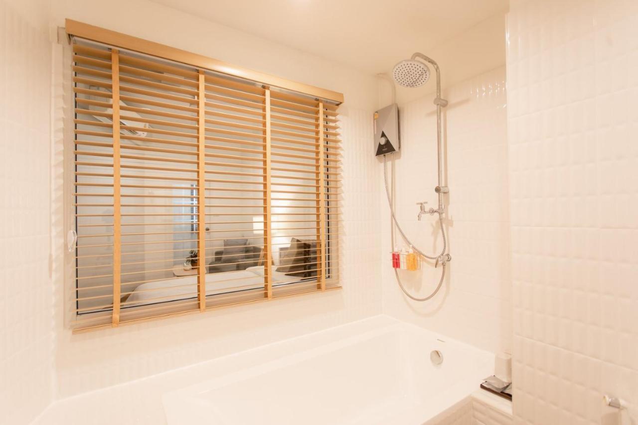 Superior Zimmer mit Kingsize-Bett, Badewanne und eigenem Bad