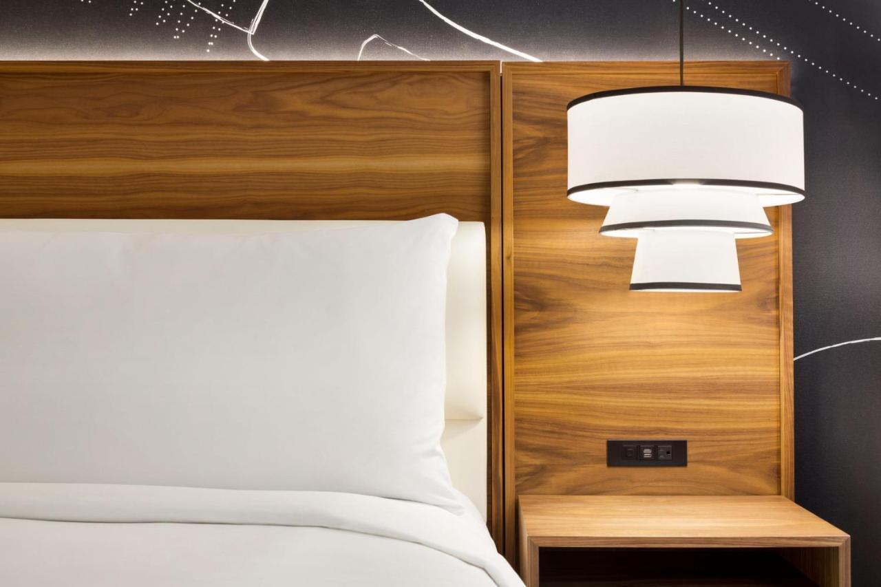 Quarto Clássico com Cama King-size
