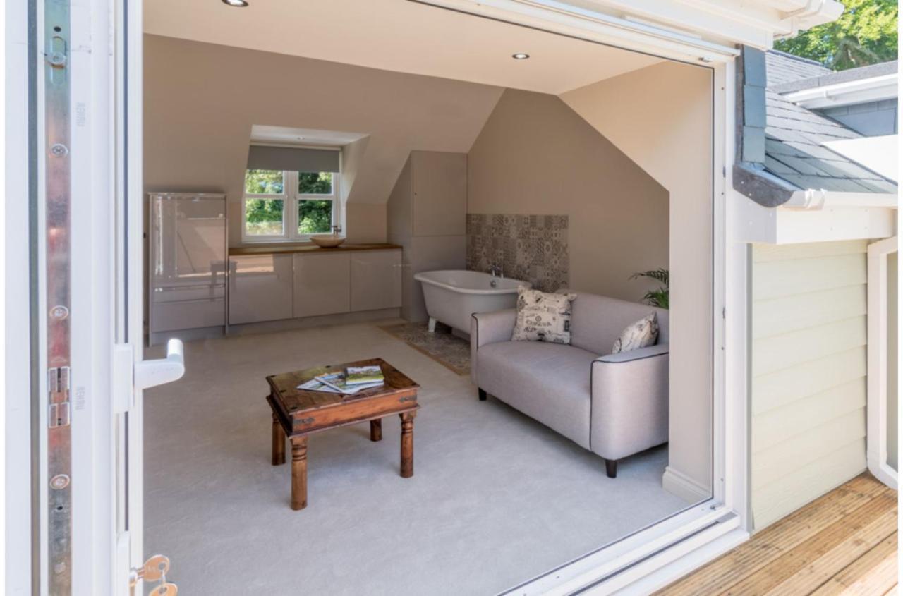 Deluxe Double Suite Hot tub