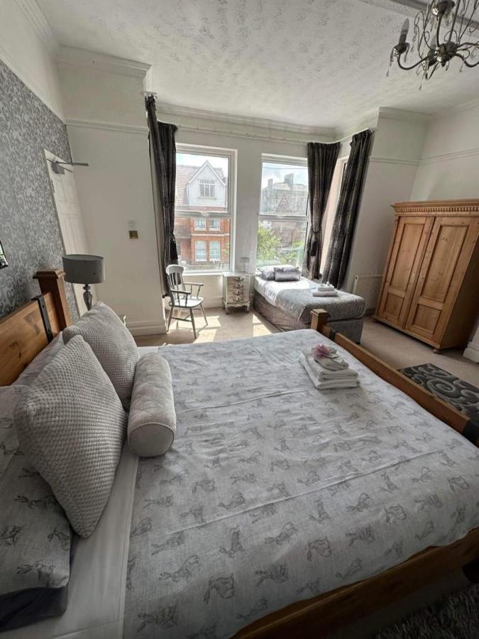 Large En Suite Family Room