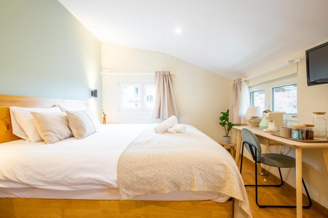 Double Room Private Bathroom