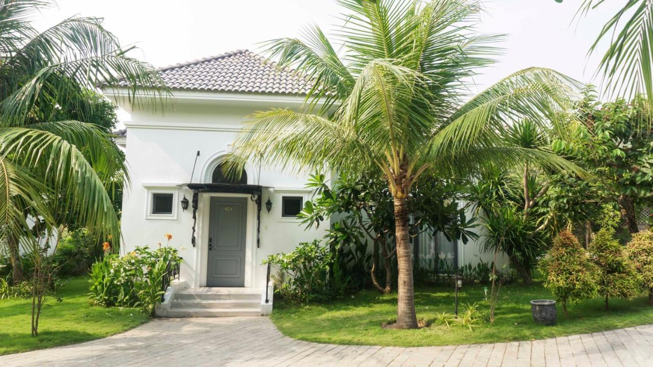 Premier Villa with Garden View