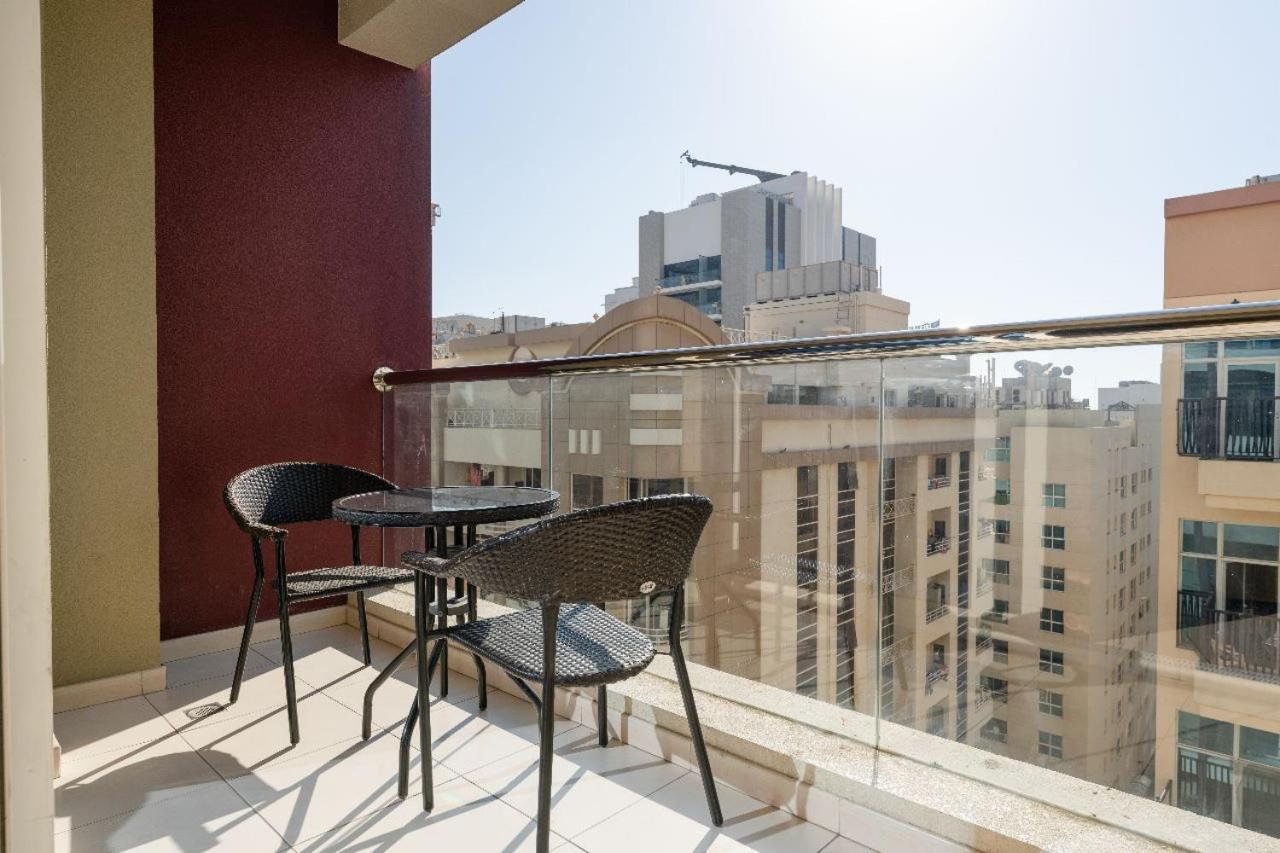 Apartamento de 2 Dormitorios con balcón - 6 adultos