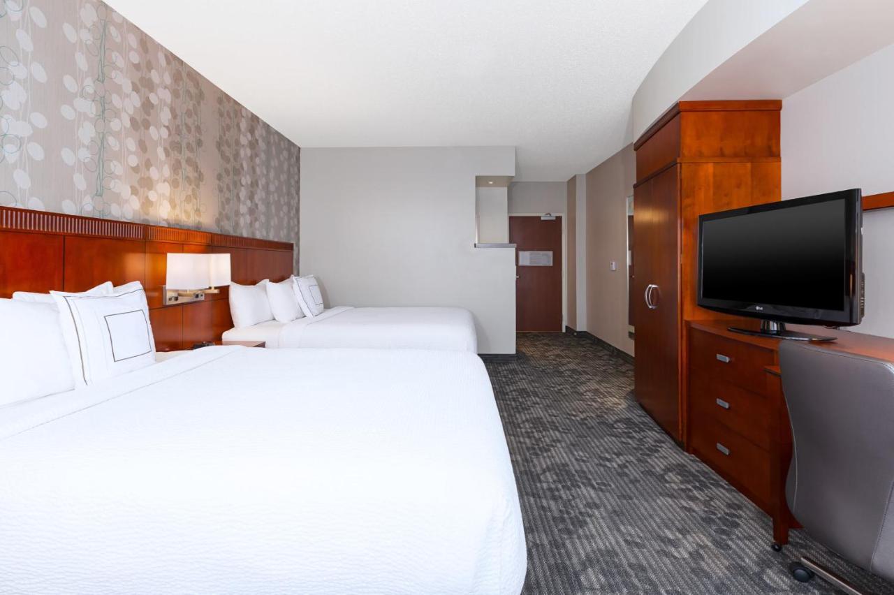 Queen Room with Two Queen Beds