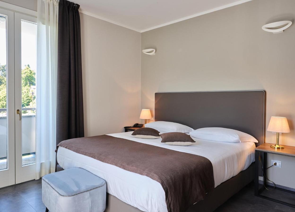 Deluxe Tweepersoonskamer met 1 of 2 Bedden en Uitzicht op het Meer
