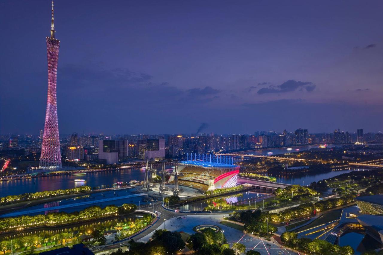 Canton Tower River View Carlton Suite
