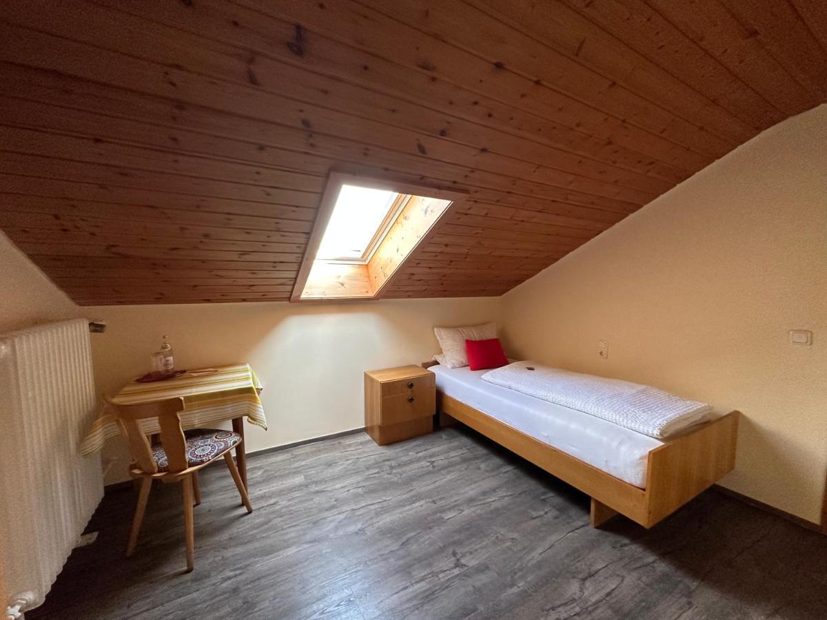 Einzelzimmer mit Bad