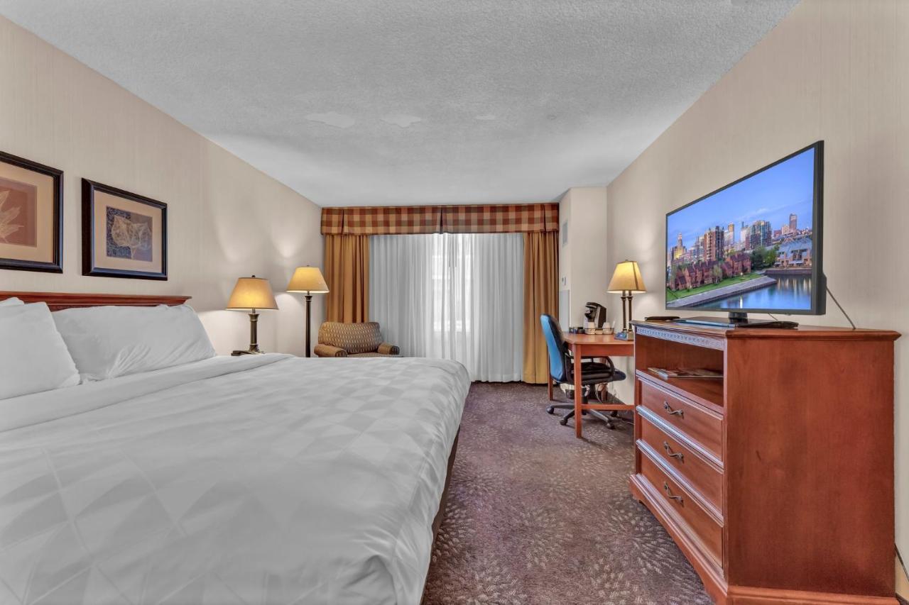 King Room,1399322411:JPEG
