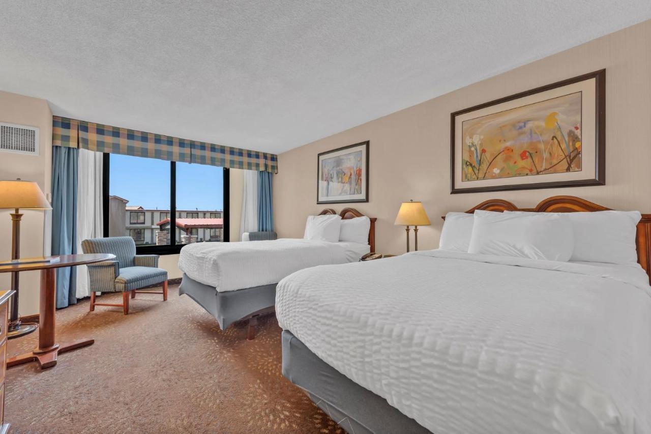 Double Room Two Double Beds Non-Smoking