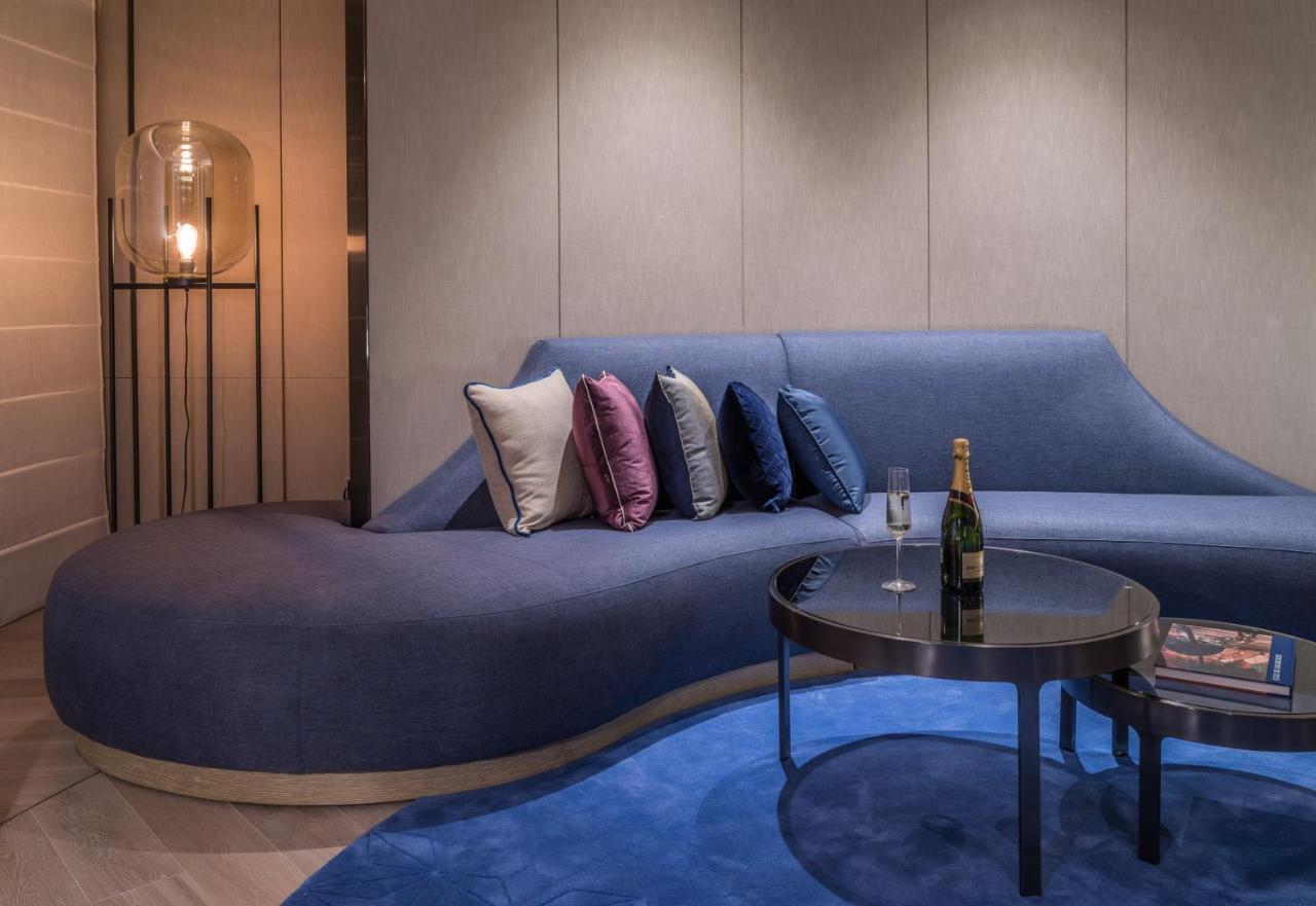 Ambassador Suite