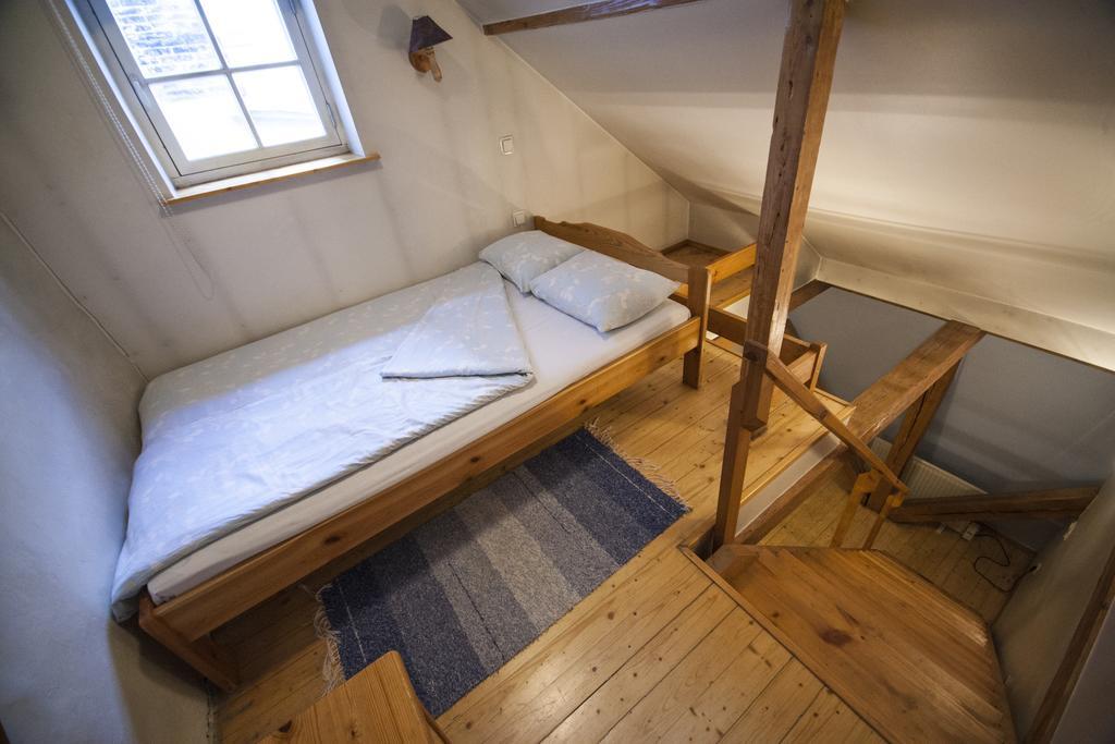 Großes Zweibettzimmer