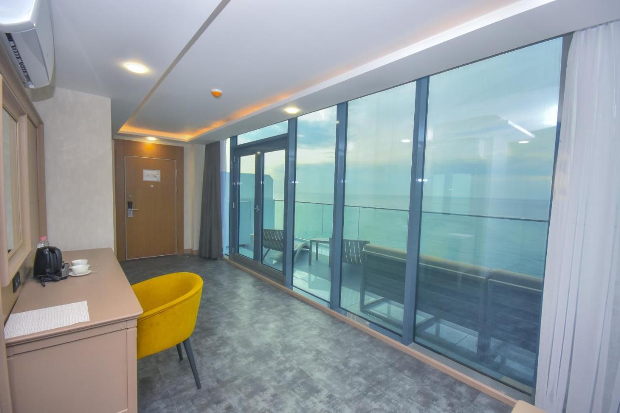 Suite Terrace,1402305245:JPEG