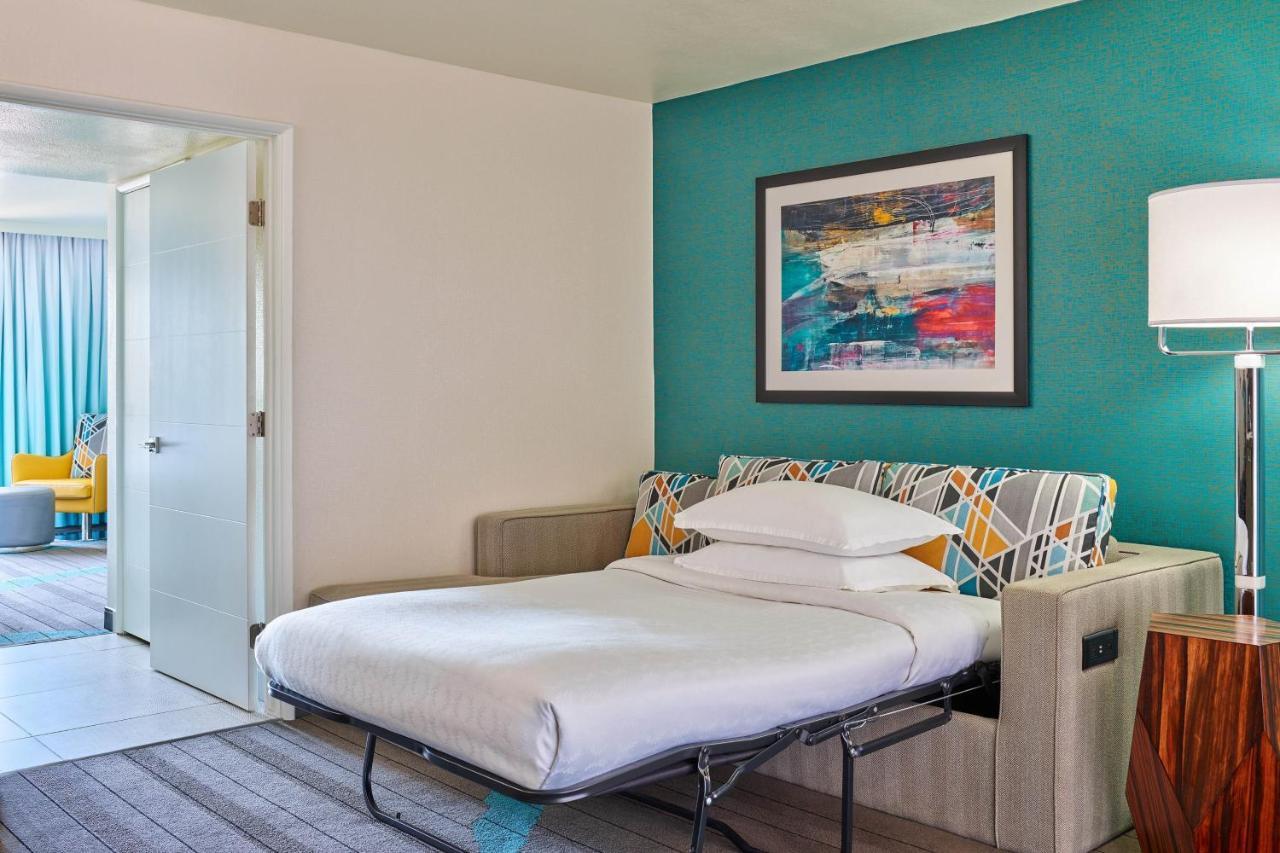 Suite Club de 1 dormitorio con sofá cama y balcón - Cama extragrande