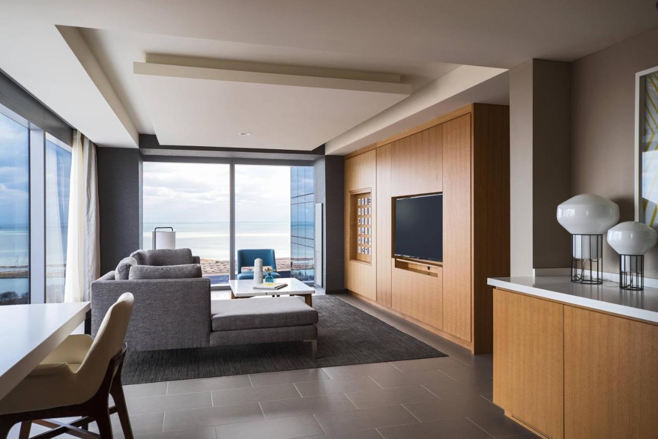 Executive King Suite,1403051249:JPEG