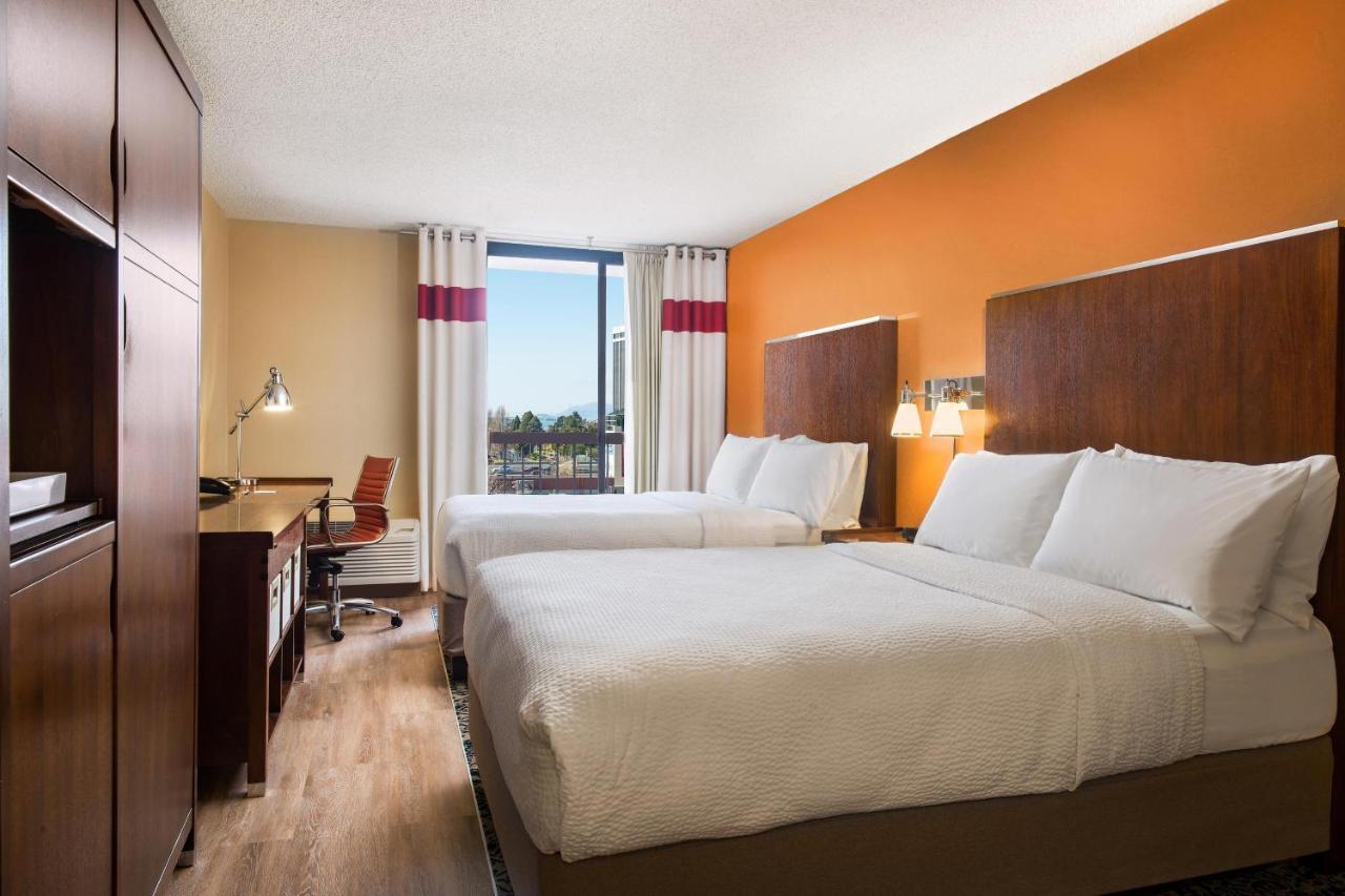 Guest room, 2 Double, Bay view