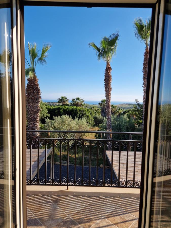 Double Room with Balcony and Sea View