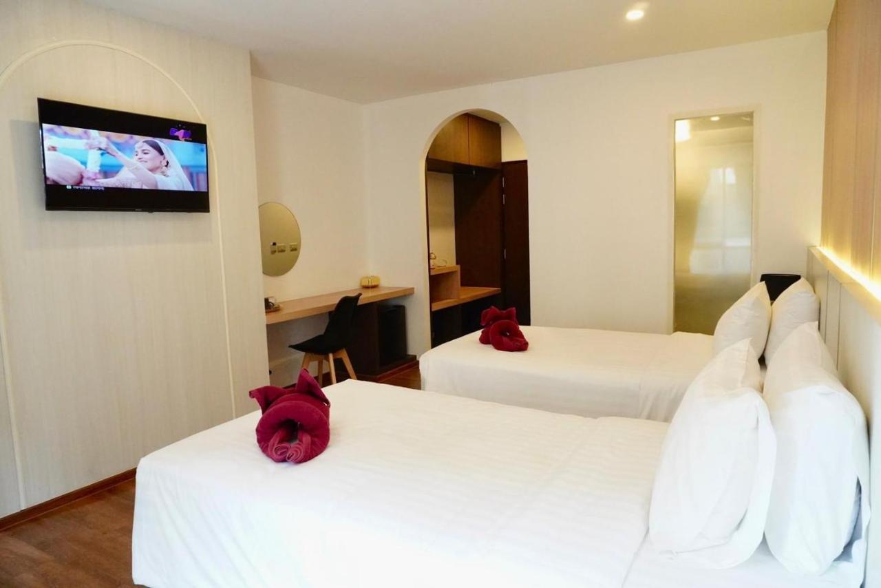 Deluxe Twin Room,1403715989:JPEG