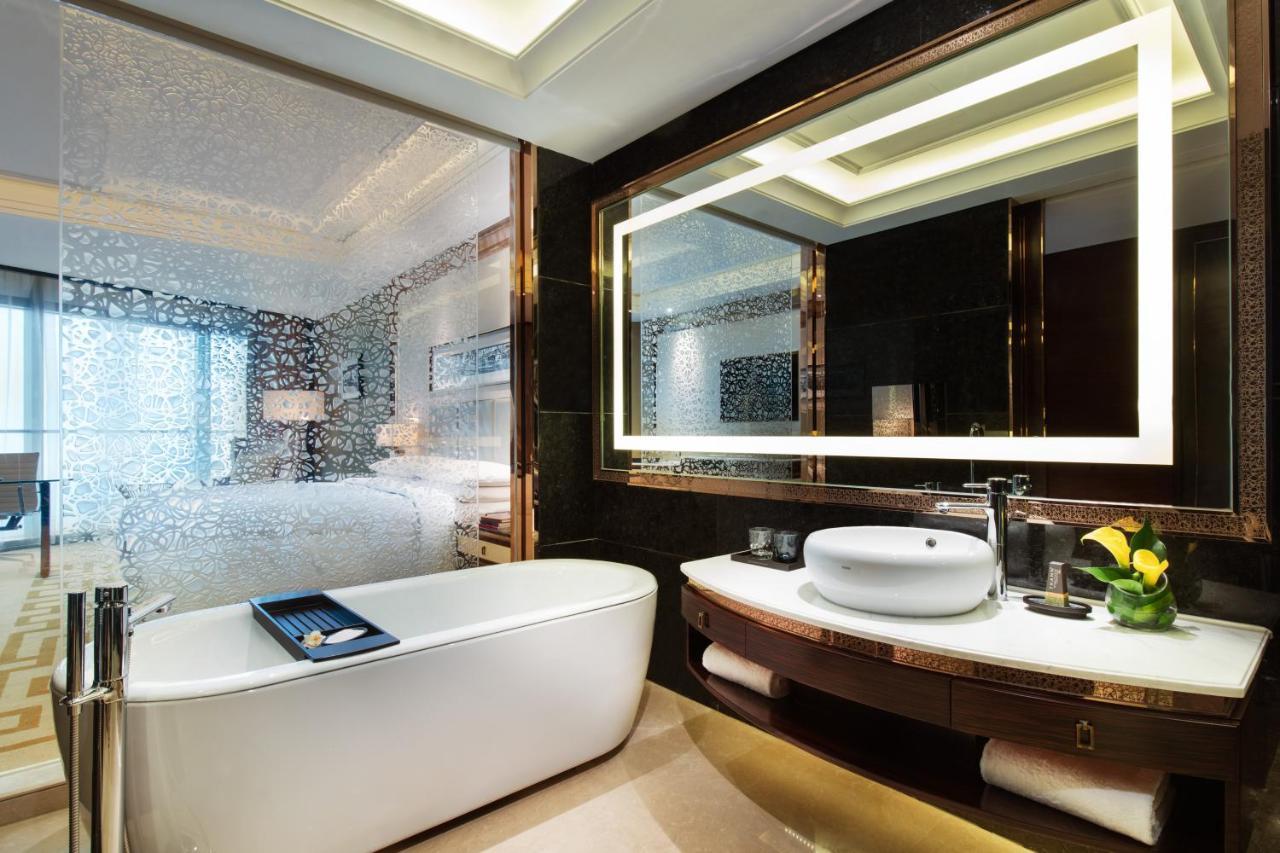 Deluxe Room, Guest room, 1 King