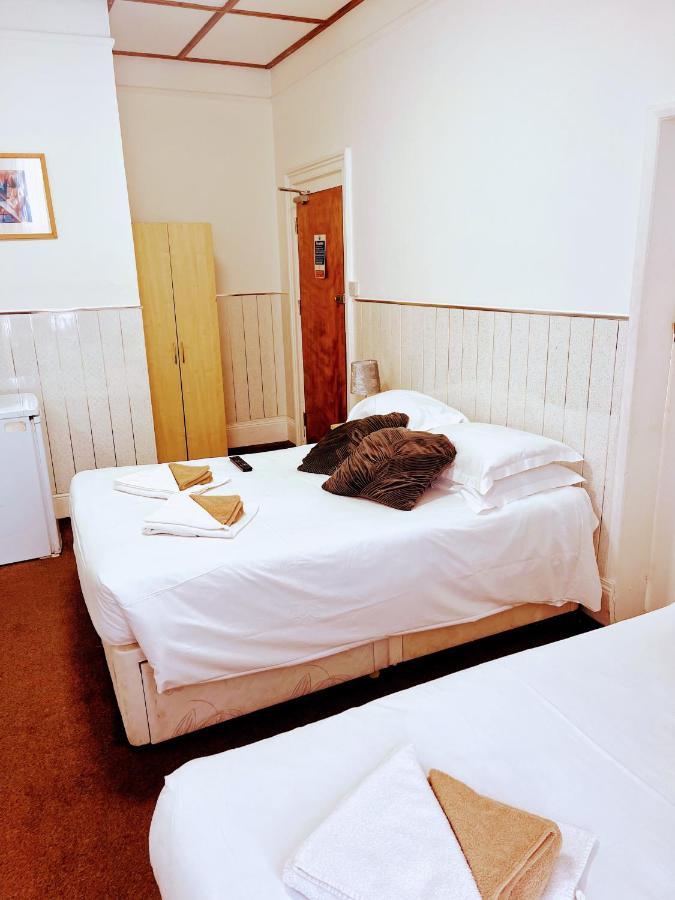 Single Room,1404305033:JPEG