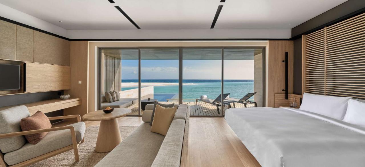 One-Bedroom Villa with One King Bed, Ocean Overwater View and Private Pool