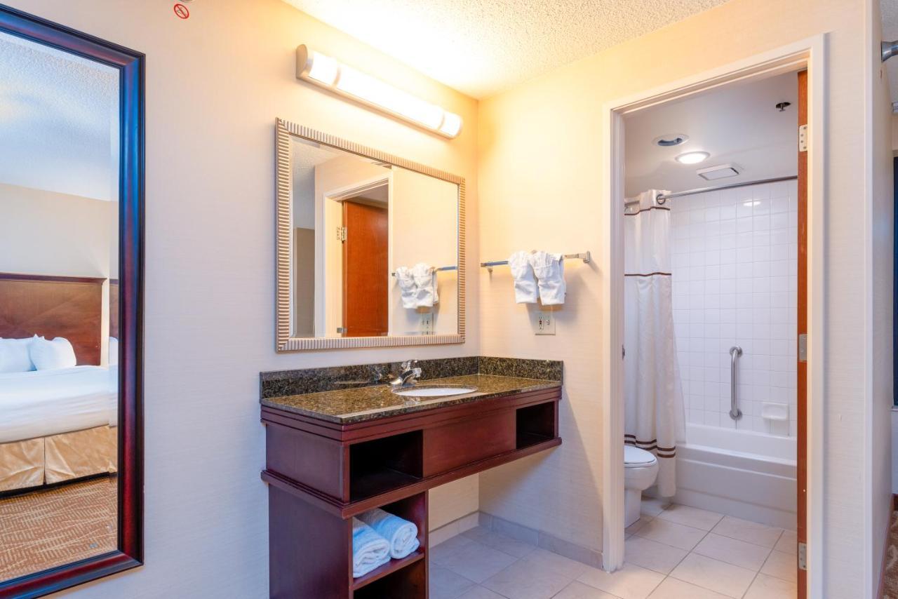Mini Suite Two Double Beds
