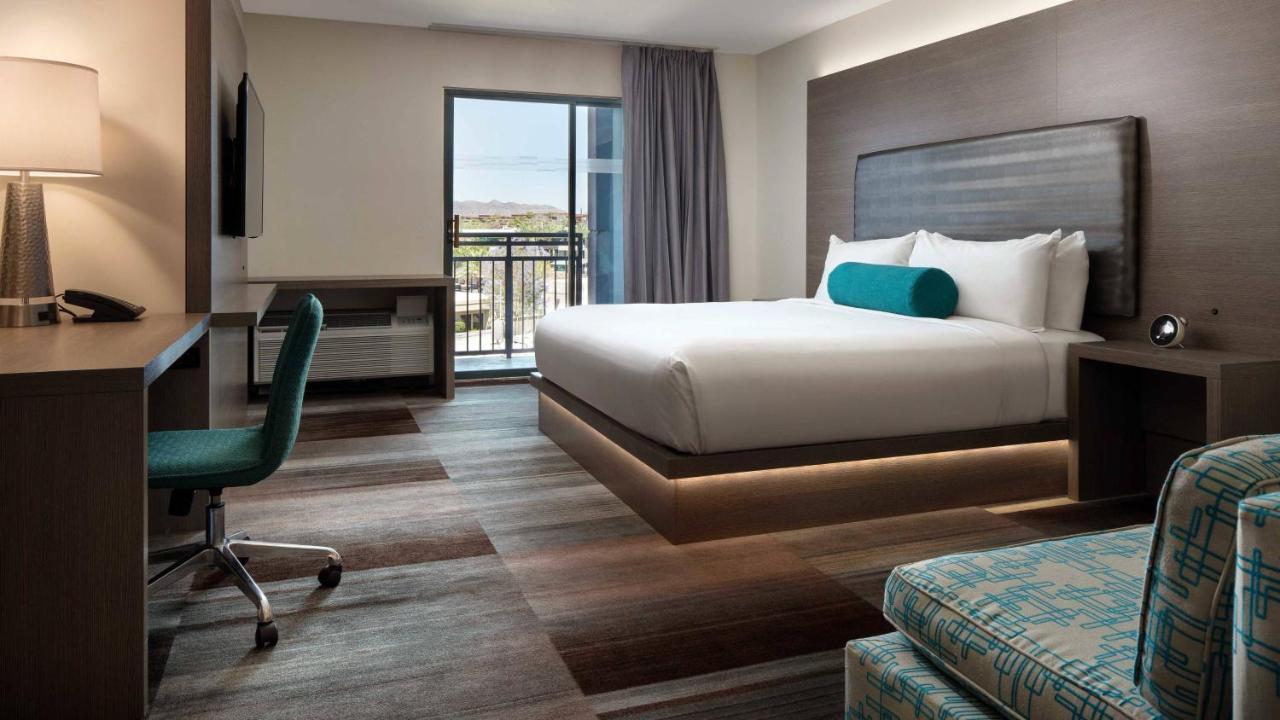 Aloft Suite 1 Bedroom Junior Suite 1 King Limited view,1405034252:JPEG