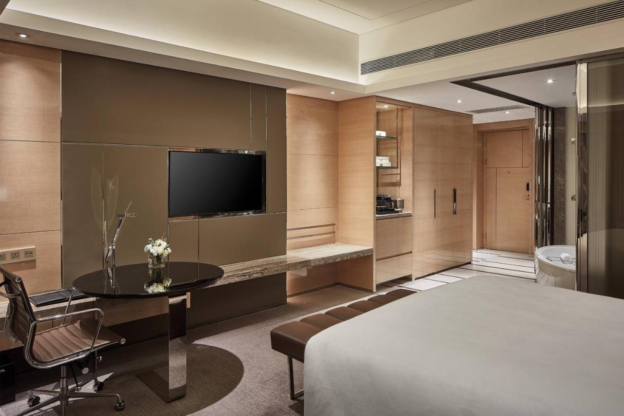 Deluxe, Guest room, 1 King