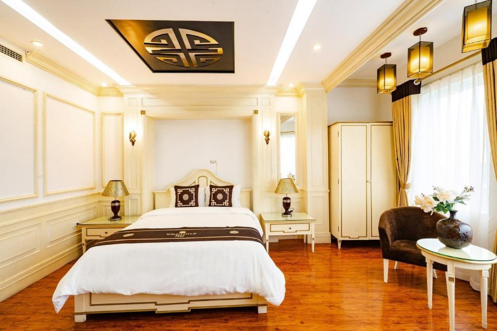 King Room,1406482286:JPEG