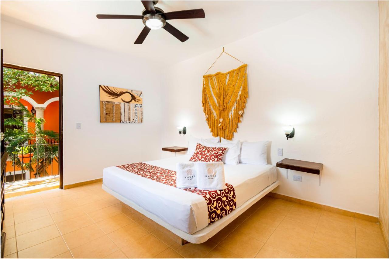 Standard Queen Room